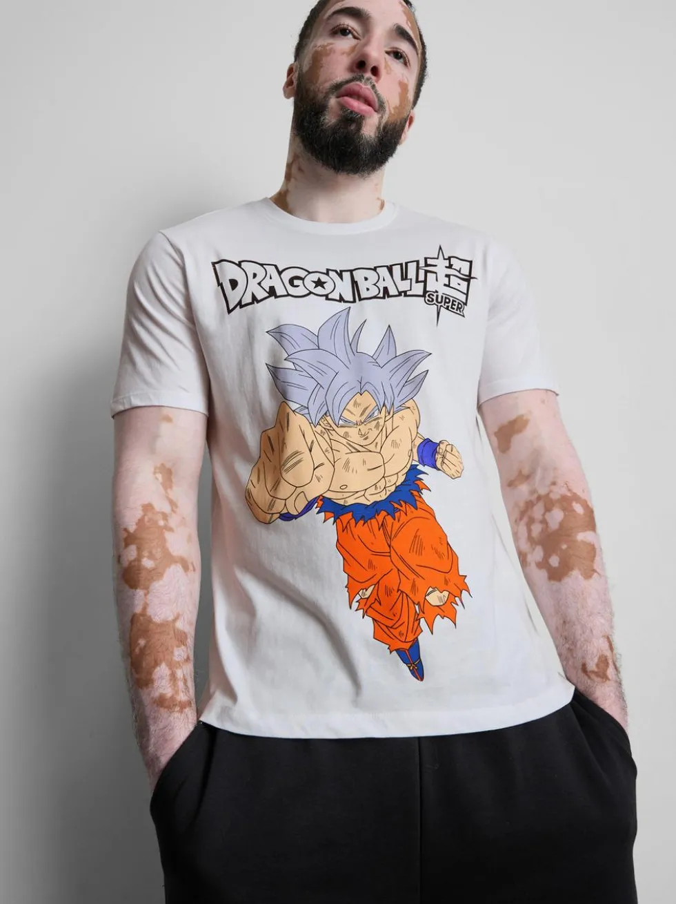 T-Shirt aus reiner Baumwolle mit „Dragon Ball Super“ Grafik
