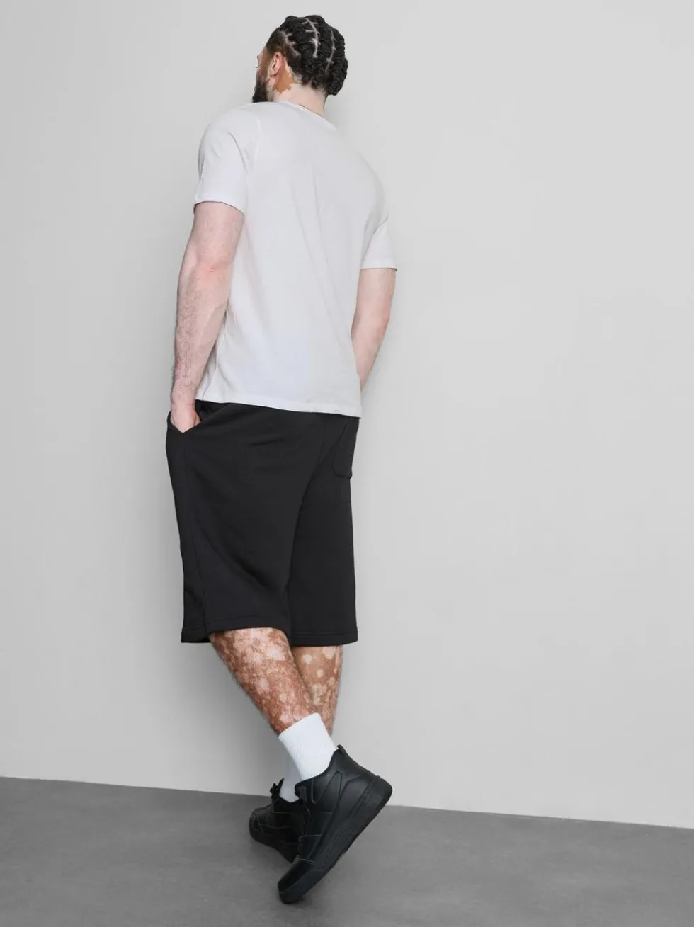 T-Shirt aus reiner Baumwolle mit „Dragon Ball Super“ Grafik