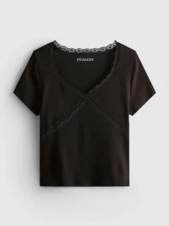 T-Shirt mit Spitzenbesatz und hohem Baumwollanteil