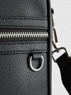 Umhängetasche mit Reißverschlussdetail