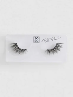 Volumiöse, künstliche „Sosu Cosmetics“ Wimpern
