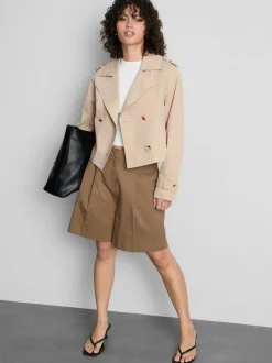 Zweireihiger, gerade geschnittener Trenchcoat